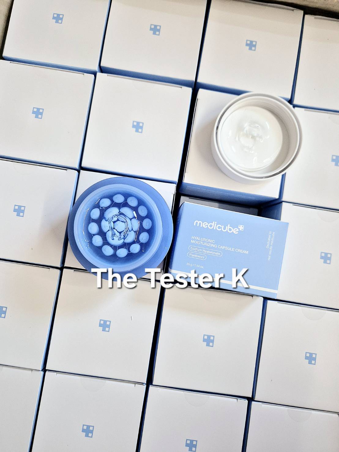 Medicube Hyaluronic Moisturizing Capsule Cream 55 g