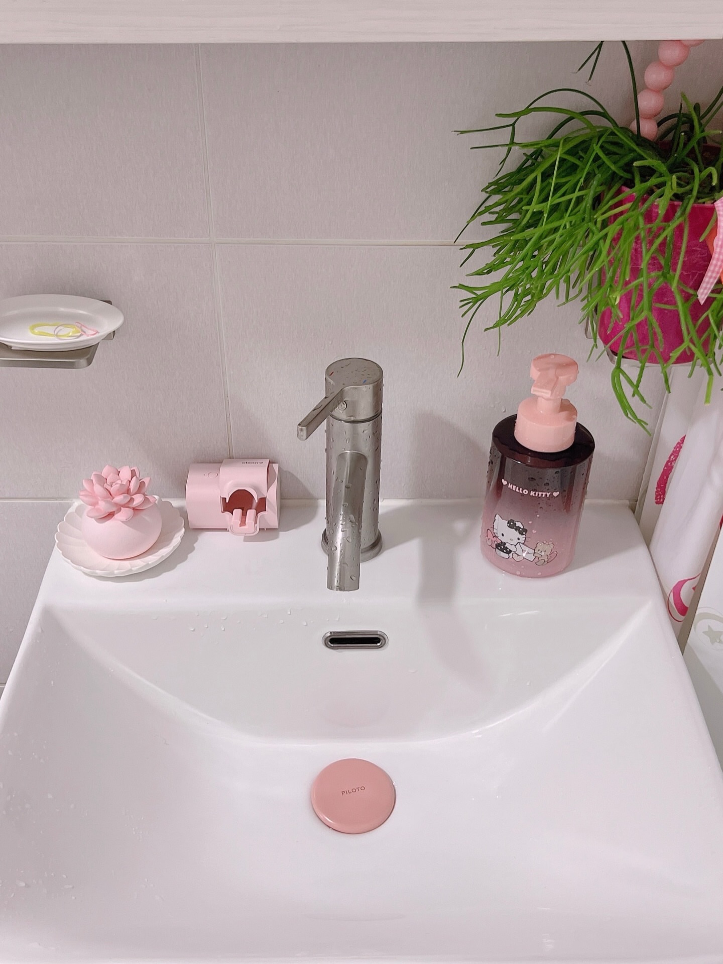HETRAS x HELLO KITTY Hand Wash 515 ml เซ็ต 2 ขวด ลิมิเต็ด - Image 3